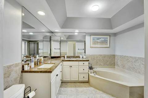 5337 Fountains Drive, Lake Worth FL - photo 19 of 35