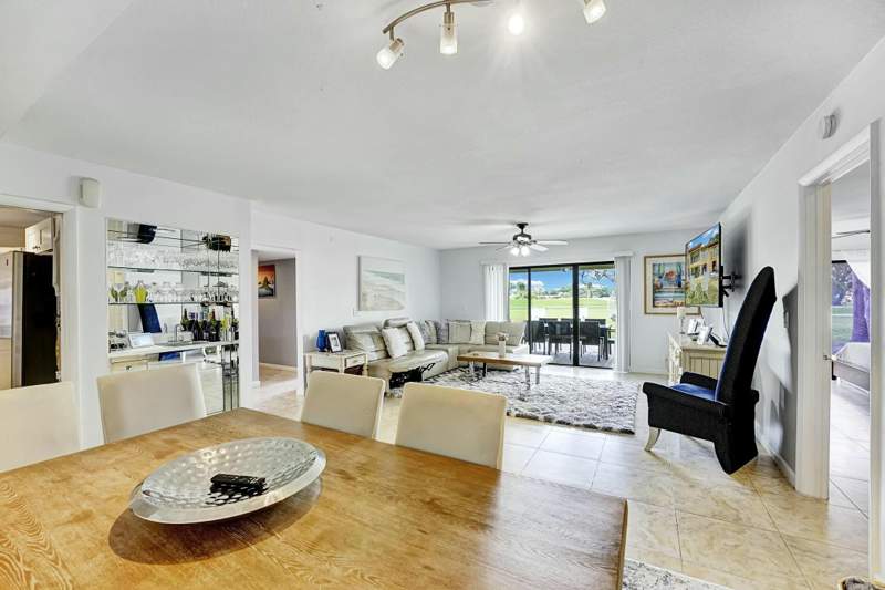 3 bedroom Condominium at 5337 Fountains Drive, Fountains South Condo 2, Lake Worth — photo 2
