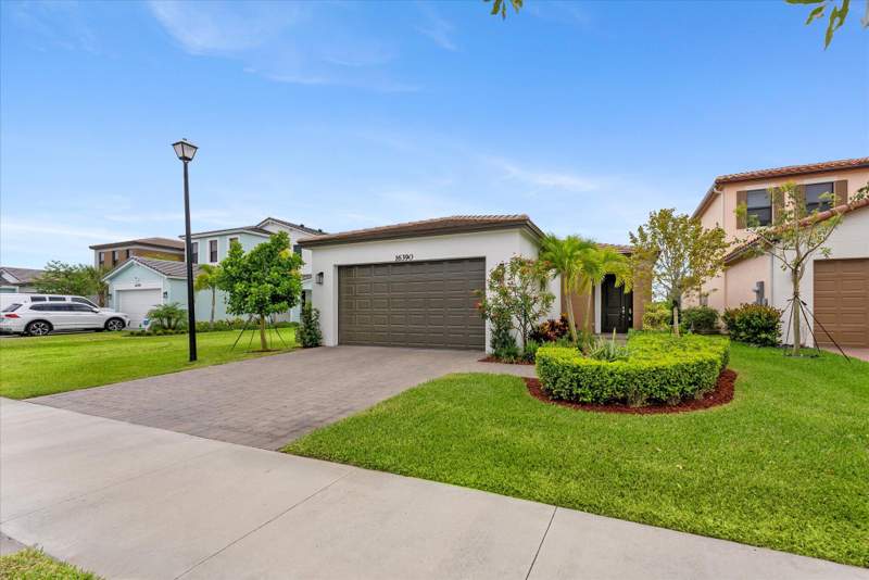 3 bedroom Single Family Residence at 16390 Sea Turtle Place, Sky Cove South Phase 1 B, The Acreage — photo 4