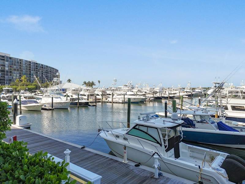2 bedroom Condominium at 108 Lakeshore Drive #140, Old Port Cove Condo Five, North Palm Beach — photo 2