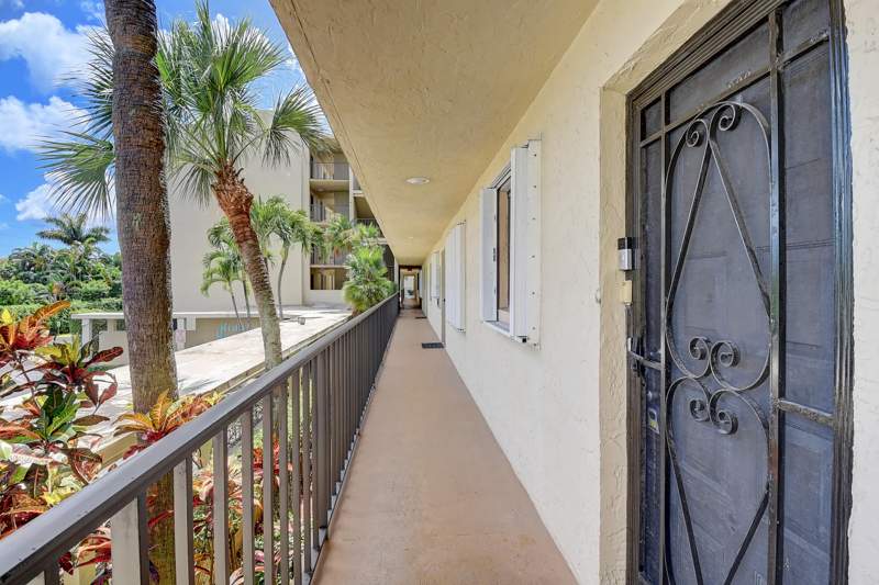 2 bedroom Condominium at 890 N Federal Highway #206, Hidden Harbour Of The Palm Beaches Condo, Lantana — photo 3