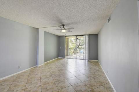 890 N Federal Highway #206, Lantana FL - photo 11 of 37