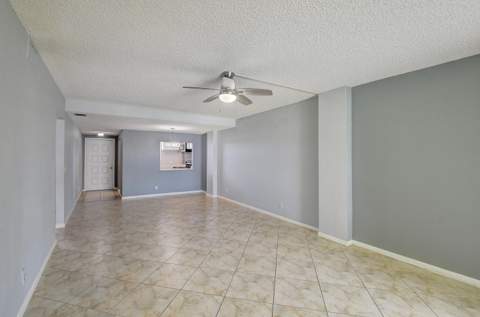 890 N Federal Highway #206, Lantana FL - photo 12 of 37