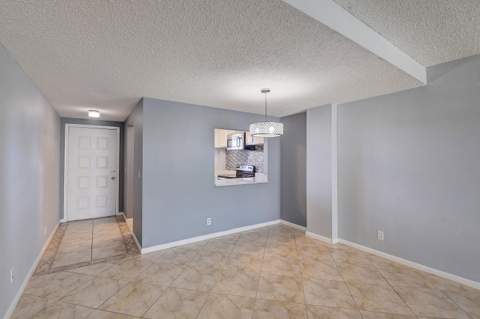 890 N Federal Highway #206, Lantana FL - photo 14 of 37