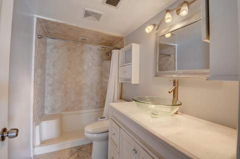 890 N Federal Highway #206, Lantana FL - photo 19 of 37