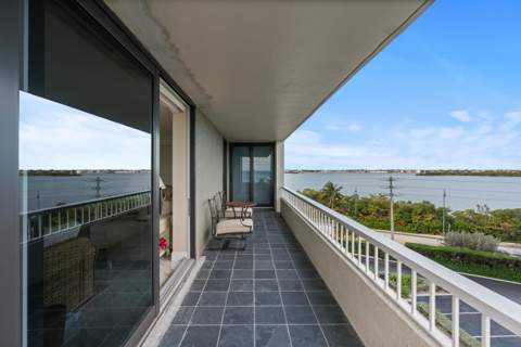 5550 N Ocean Drive #5c, Singer Island FL - photo 23 of 56