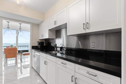 5550 N Ocean Drive #5c, Singer Island FL - photo 8 of 56