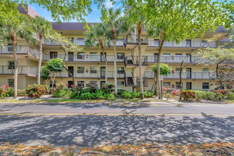 1 bedroom Condominium at 3301 NW 47th Terrace #410, Cypress Chase North No 2 Condo, Lauderdale Lakes — photo 2