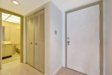 3301 NW 47th Terrace #410, Lauderdale Lakes FL - photo 19 of 58