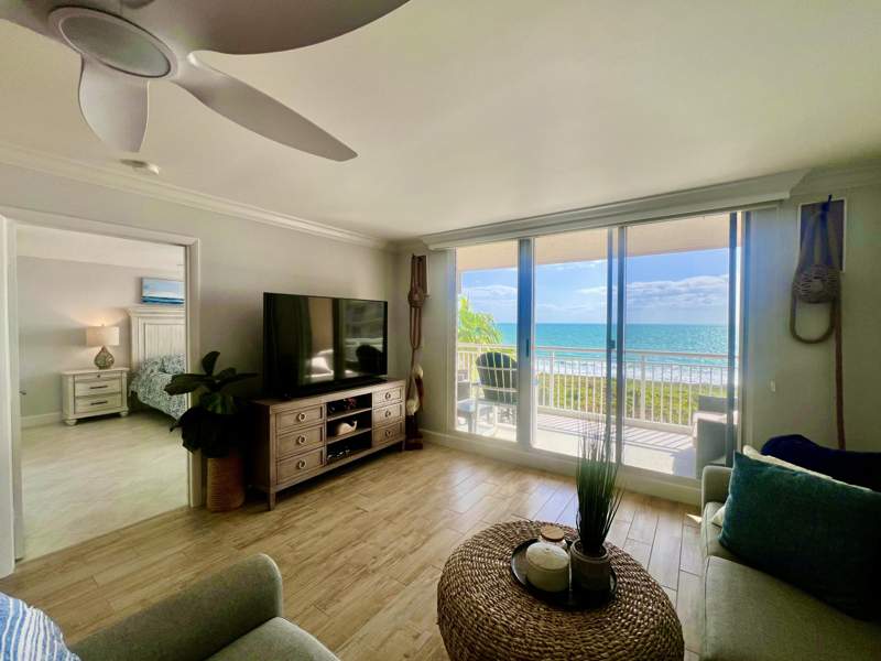 2 bedroom Condominium at 3880 N Highway A1a #604, Hibiscus By The Sea Condominium, Hutchinson Island — photo 5