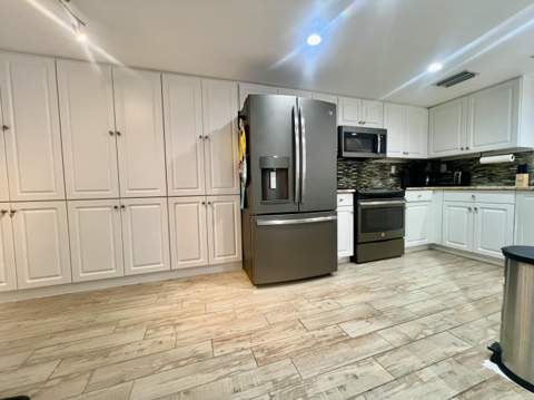3880 N Highway A1a #604, Hutchinson Island FL - photo 14 of 41