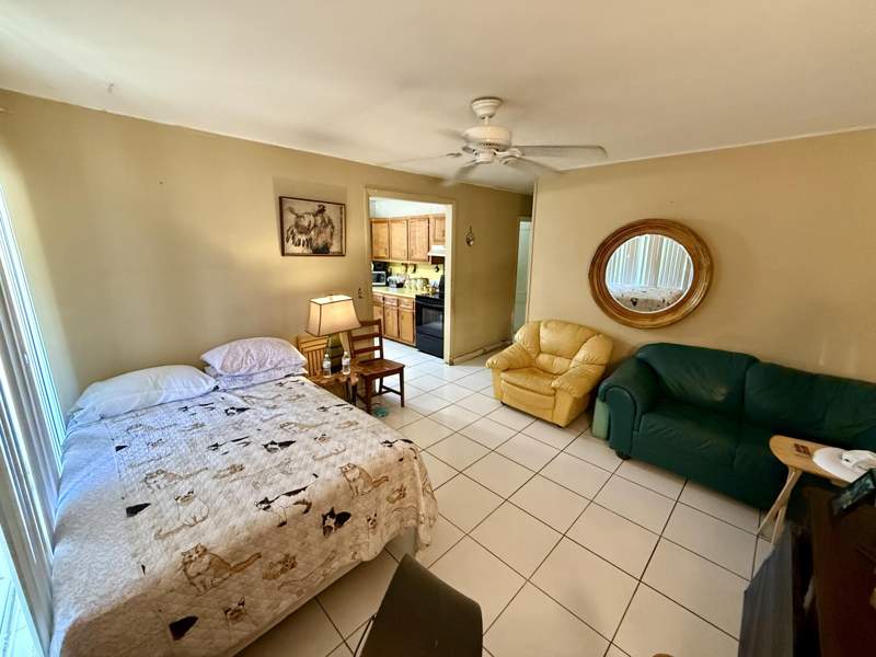 3 bedroom Single Family Residence at 3520 Suncrest Road, Suncrest Ridge, Lake Worth — photo 4