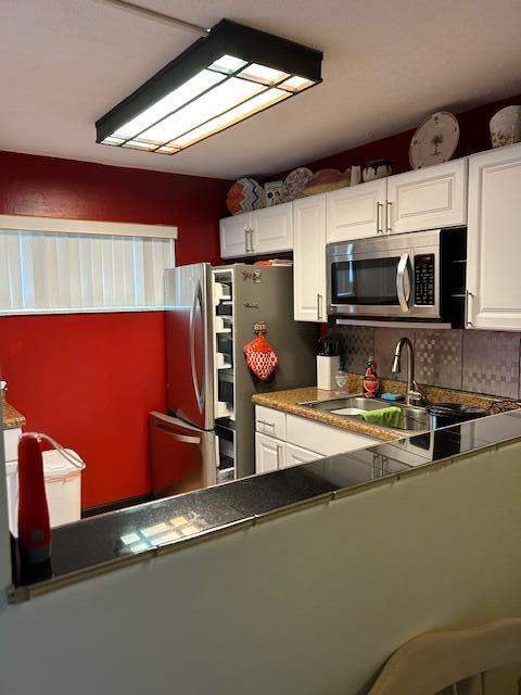 2724 S Garden Drive #311, Lake Worth FL - photo 7 of 23