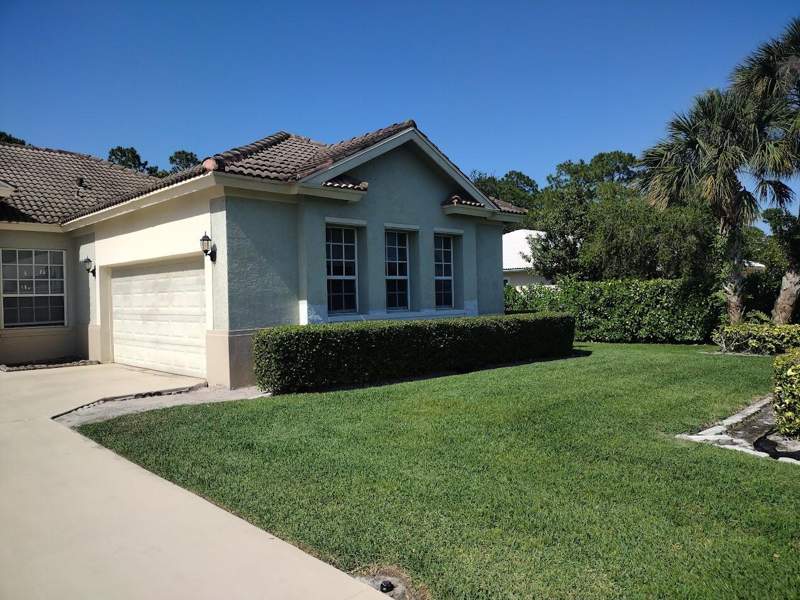 3 bedroom Single Family Residence at 3305 Bent Pine Drive, Monte Carlo Country Club Unit 1, Fort Pierce — photo 3