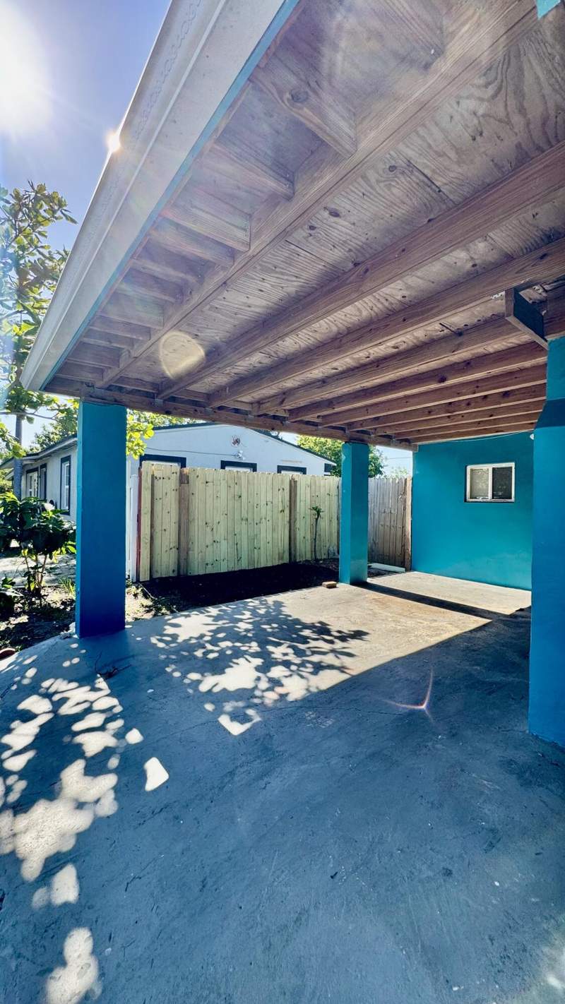 4 bedroom Single Family Residence at 629 Troy Boulevard, Golfview Heights 08, West Palm Beach — photo 3