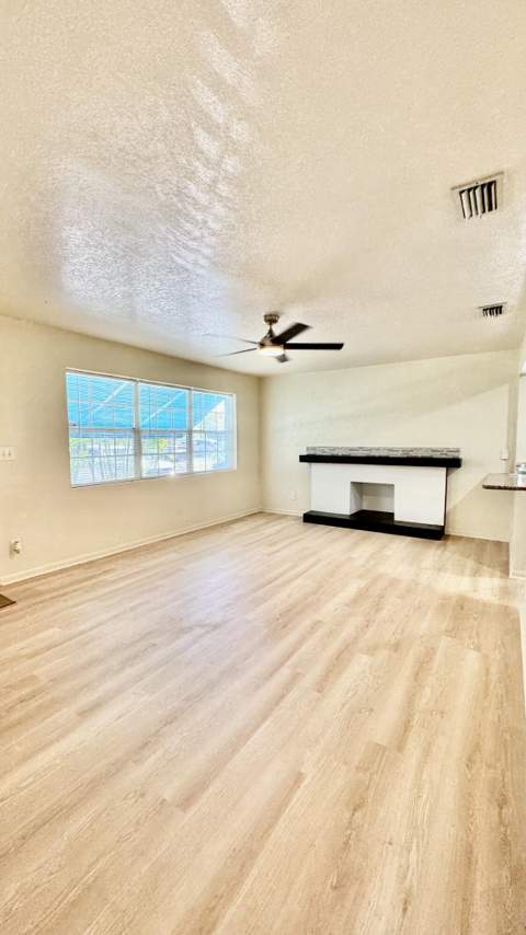 629 Troy Boulevard, West Palm Beach FL - photo 6 of 31
