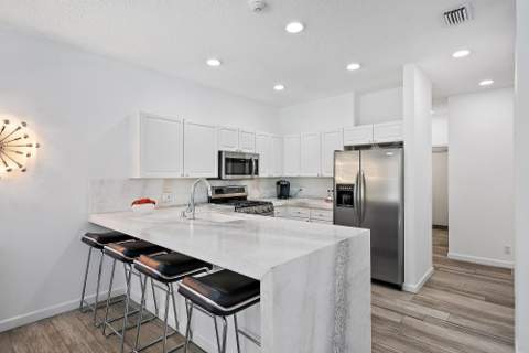 8208 Heritage Club Drive, West Palm Beach FL - photo 7 of 55