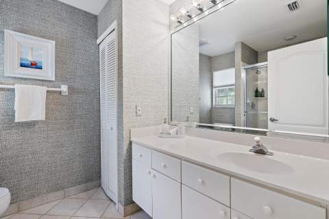 8208 Heritage Club Drive, West Palm Beach FL - photo 16 of 55