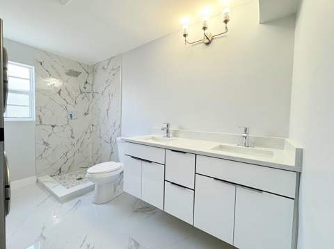 307 4th Street, Lake Park FL - photo 13 of 44