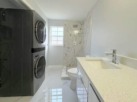 307 4th Street, Lake Park FL - photo 14 of 44