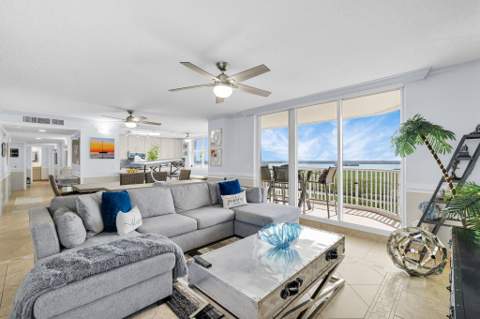 5049 N Highway A1a #1905, Hutchinson Island FL - photo 10 of 57