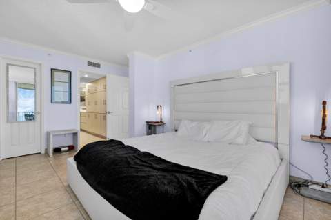 5049 N Highway A1a #1905, Hutchinson Island FL - photo 16 of 57