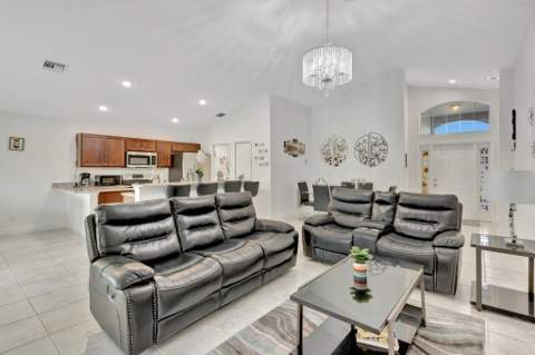 9709 Starboard Drive, Fort Pierce FL - photo 23 of 45