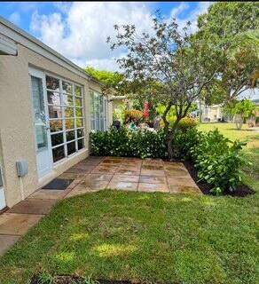 13725 Flora Place #D, Delray Beach FL - photo 10 of 12