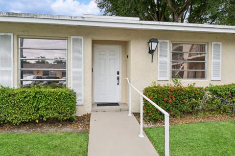 13725 Flora Place #D, Delray Beach FL - photo 11 of 12
