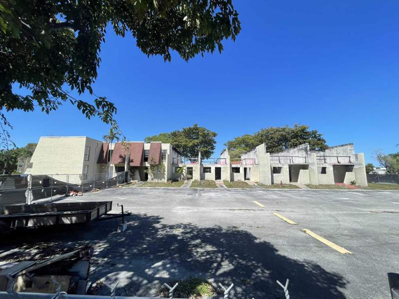 3 bedroom Condominium at 8921 Palm Tree Lane #8921, Westview Condominium No One, Pembroke Pines — photo 5