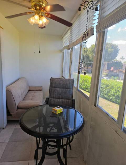 2581 N Garden 202 Drive #202, Lake Worth FL - photo 6 of 14