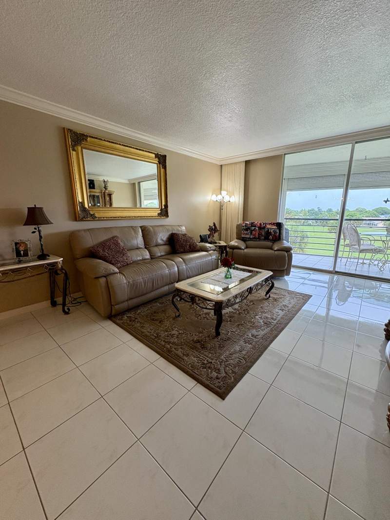 2 bedroom Condominium at 23249 Barwood Lane #402, Barwood Condo, Boca Raton — photo 5
