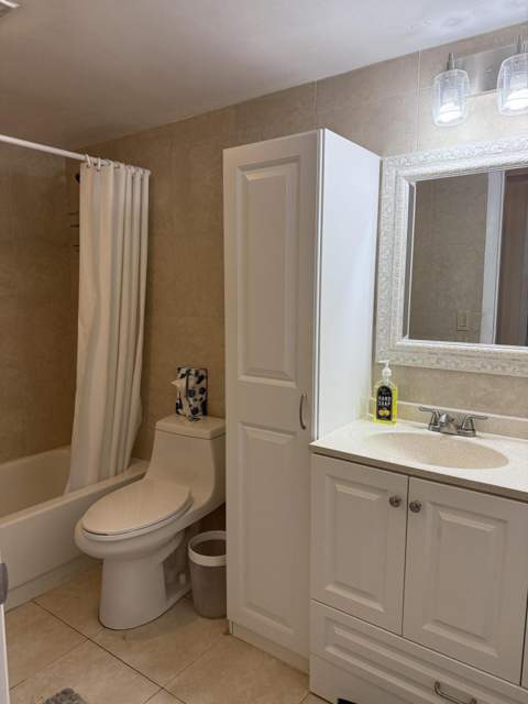 1046 Wolverton C, Boca Raton FL - photo 11 of 17