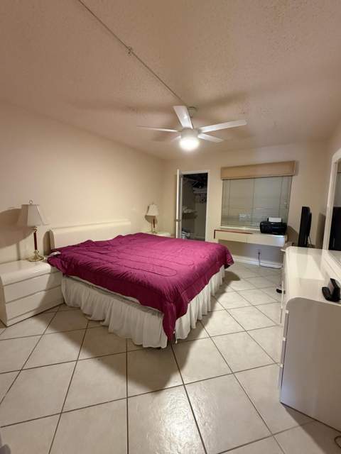 1046 Wolverton C, Boca Raton FL - photo 10 of 17