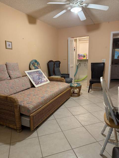 1046 Wolverton C, Boca Raton FL - photo 12 of 17