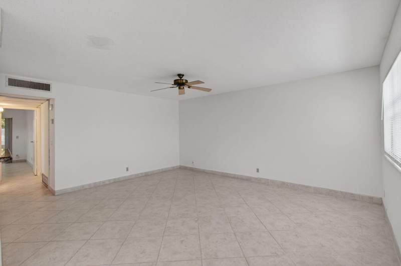 2 bedroom Condominium at 228 Brittany E, Kings Point Brittany, Delray Beach — photo 4