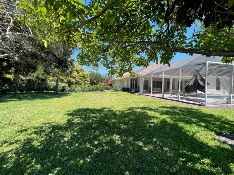 5 bedroom Single Family Residence at 103 Squire Drive, Paddock Park 1 Of Wellington, Wellington — photo 3