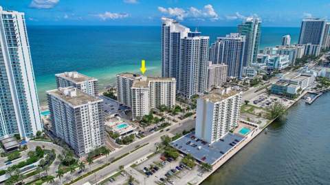 3001 S Ocean Drive #201, Hollywood FL - photo 15 of 17