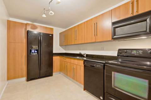 3001 S Ocean Drive #201, Hollywood FL - photo 11 of 17
