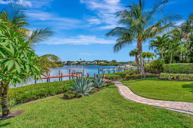 2 bedroom Single Family Residence at 102 Victory Drive, Admirals Cove, Jupiter — photo 3