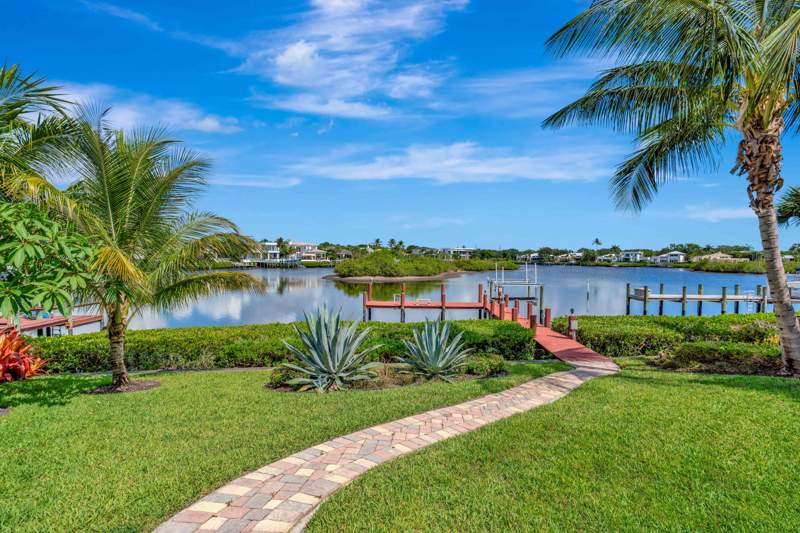 2 bedroom Single Family Residence at 102 Victory Drive, Admirals Cove, Jupiter — photo 4