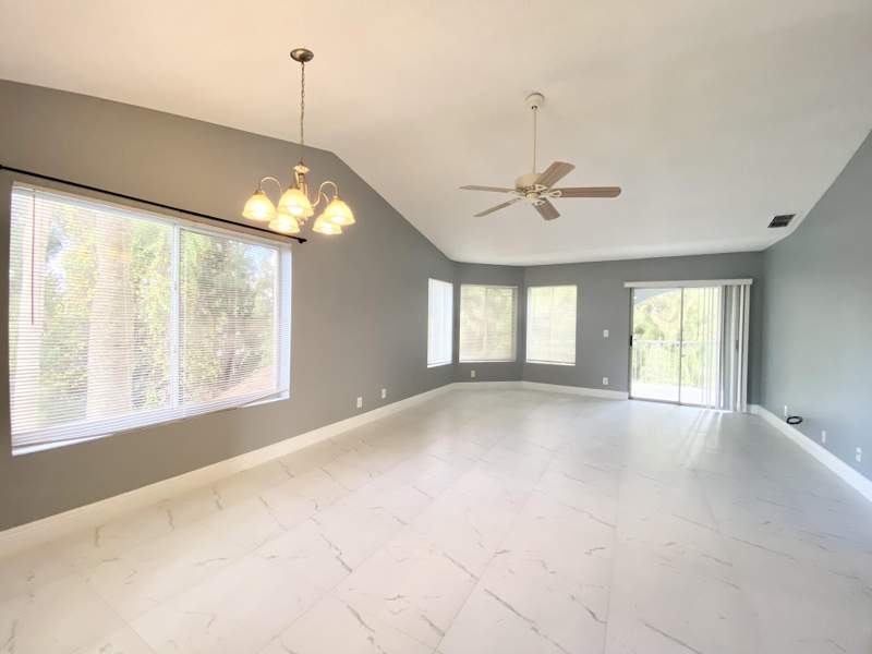 2 bedroom Condominium at 815 W Boynton Beach Boulevard #16-201, Casablanca Isles Condo, Boynton Beach — photo 3