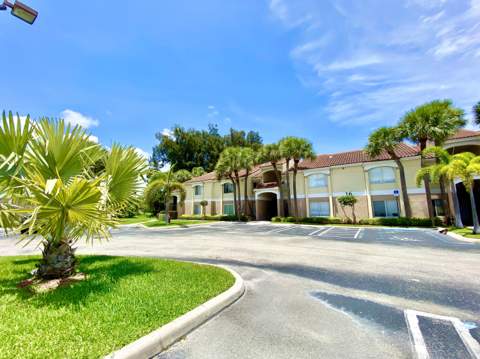 815 W Boynton Beach Boulevard #16-201, Boynton Beach FL - photo 23 of 37