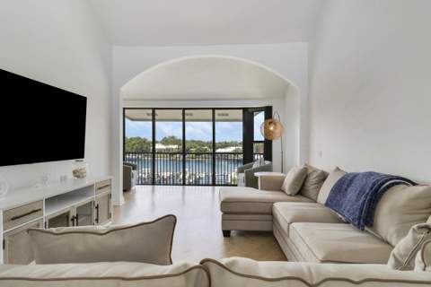 543 Bay Colony Drive #Slip 8, Juno Beach FL - photo 14 of 78