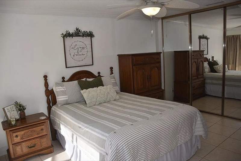 2 bedroom Townhouse at 1101 Sun Terrace Court, Lake Catherine, Palm Beach Gardens — photo 5