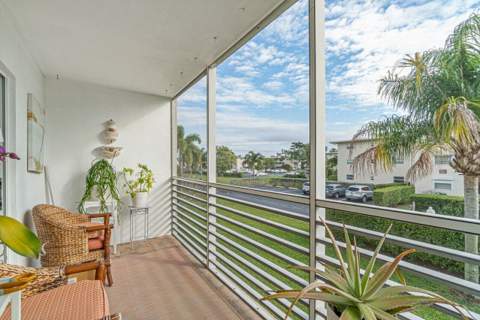 2855 S Garden Drive #211, Lake Worth FL - photo 17 of 27