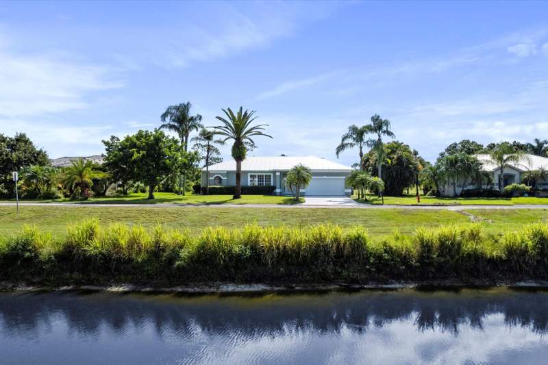 3 bedroom Single Family Residence at 2781 SE Bluem Way, South Port St Lucie Unit 19, Port St. Lucie — photo 3