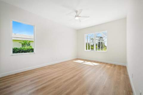 2781 SE Bluem Way, Port St. Lucie FL - photo 8 of 33