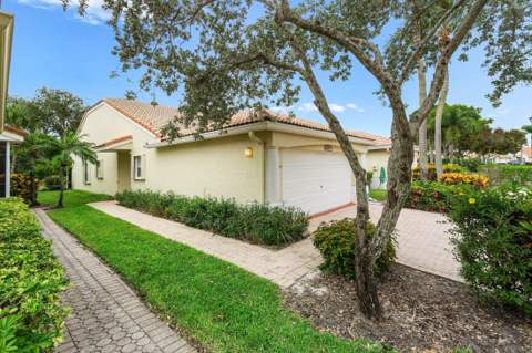 15465 Lake Gardenia Place, Delray Beach FL - photo 7 of 46
