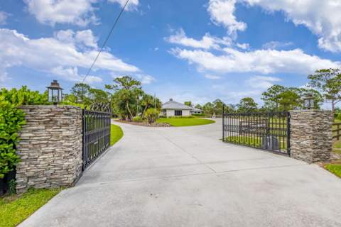 11085 86th Street, West Palm Beach FL - photo 7 of 59